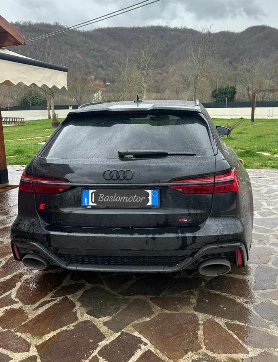 Audi RS6 Black Edition